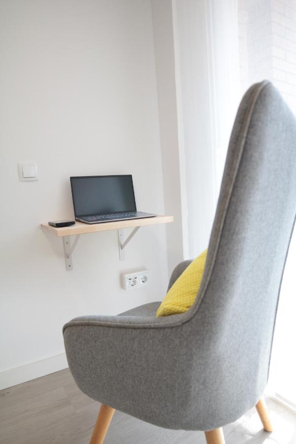 Modern Apartament Al Costat Del Parc De La Devesa Girona Eksteriør bilde