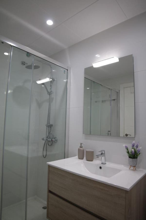 Modern Apartament Al Costat Del Parc De La Devesa Girona Eksteriør bilde